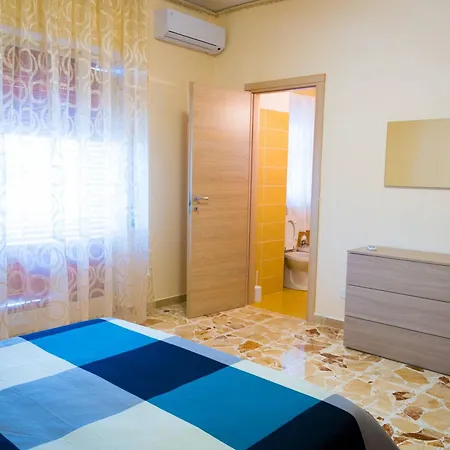 Polibio 56 * Syracuse